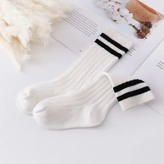 Casual White Three Quarter Sports Socks