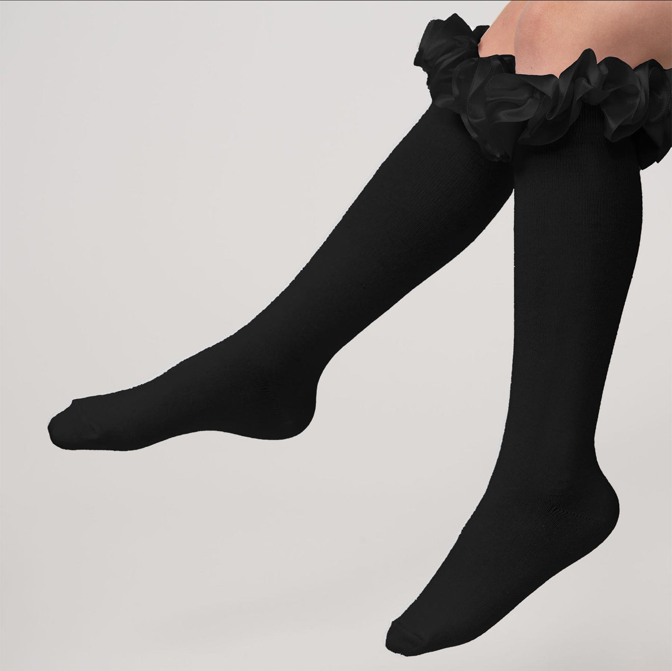 Caramelo Kids Black Ruffle Ribbon Knee High Socks