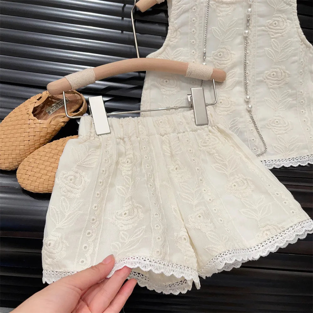 Girls Off White Flower Embroidery Shorts Set