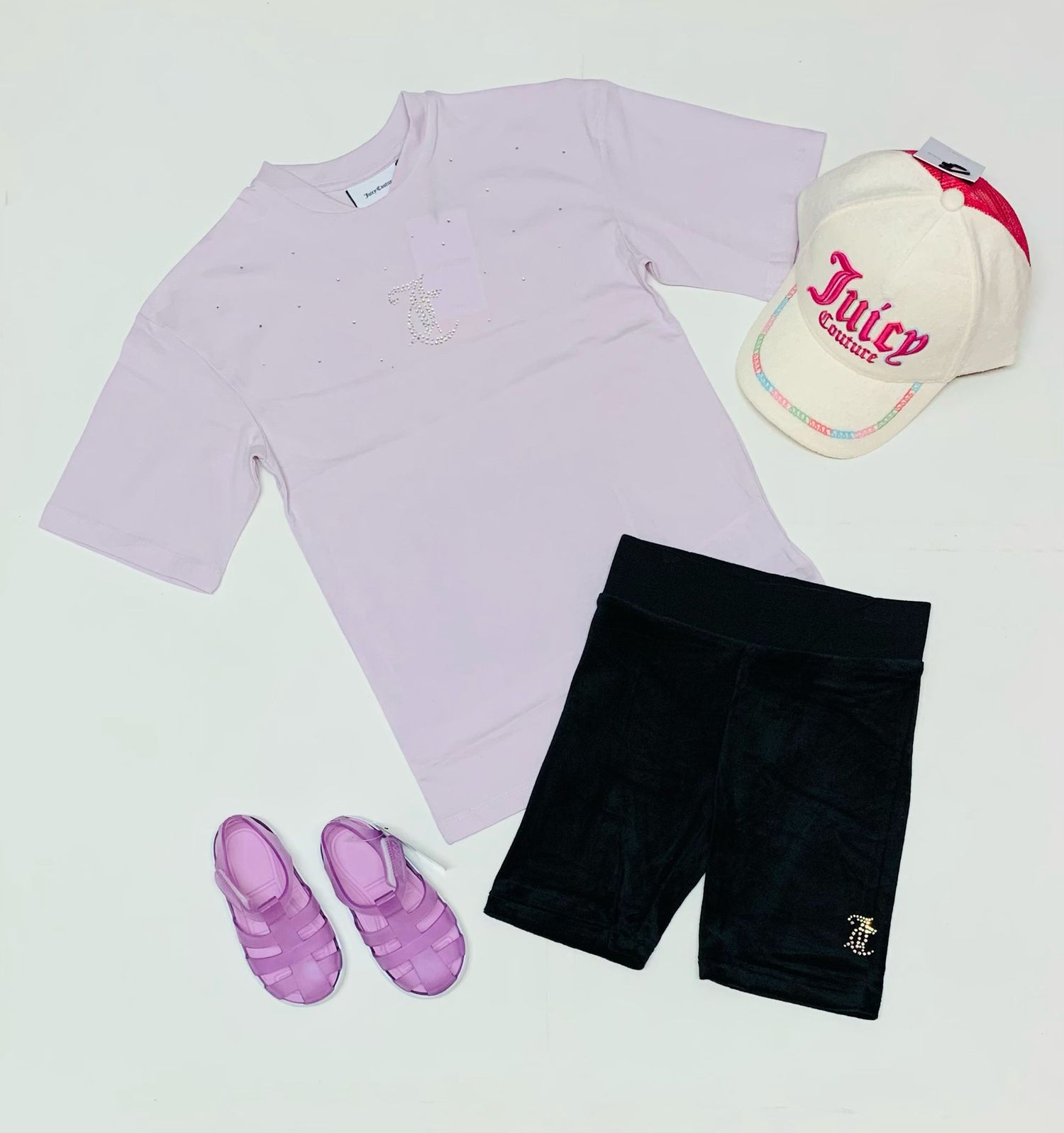Hellrosa T‑Shirt mit Strass‑Logo und schwarze Cycle‑Shorts im Set, Juicy Couture