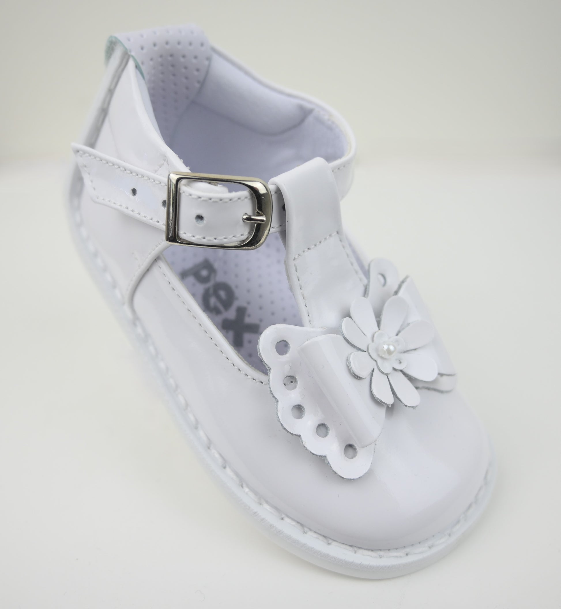 PEX Girls NOA Shoe White Patent