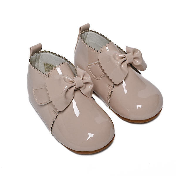 Girls Baby Beige Patent Bow Shoes