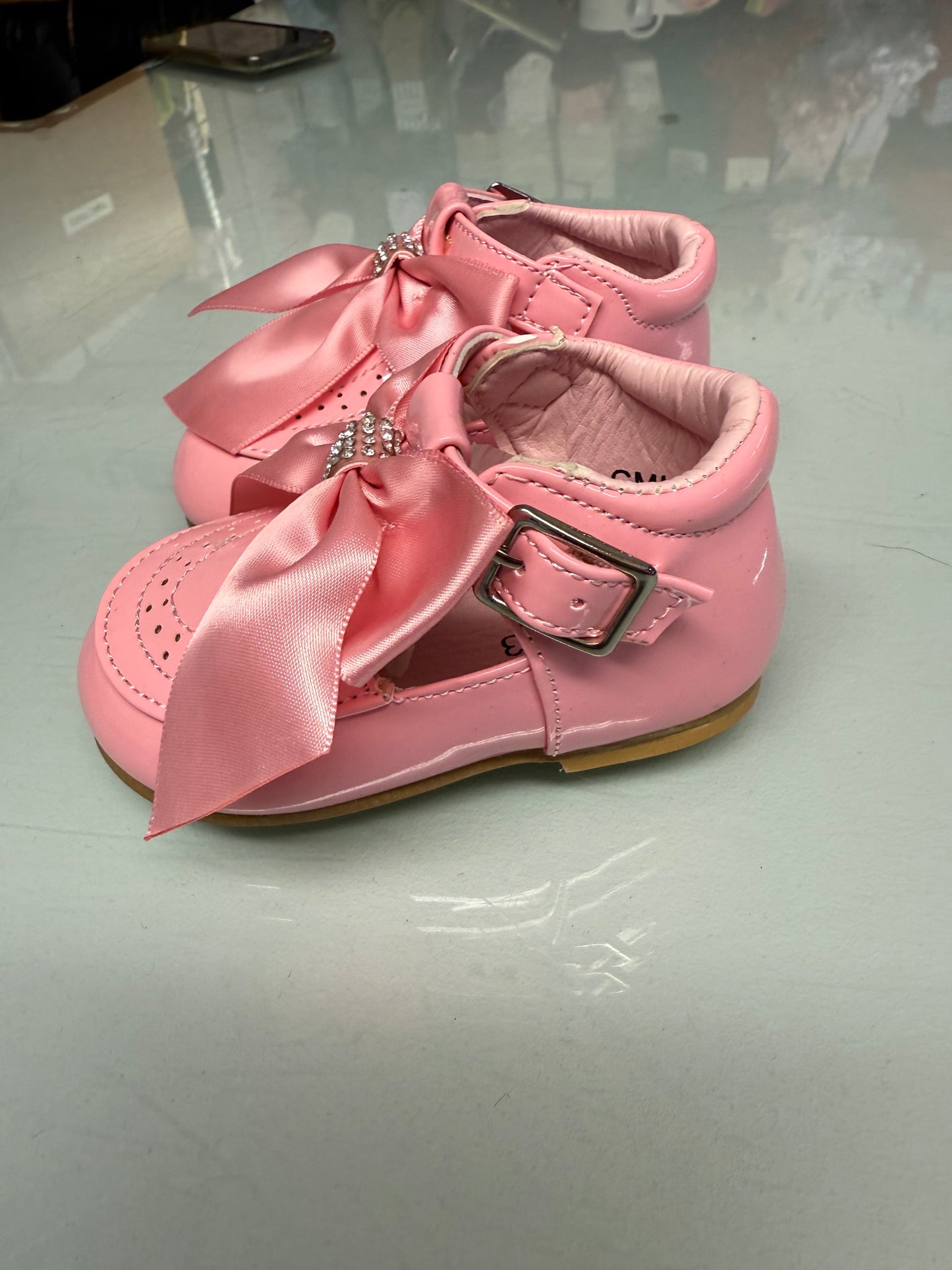 Girls Baby Pink Bow shoes