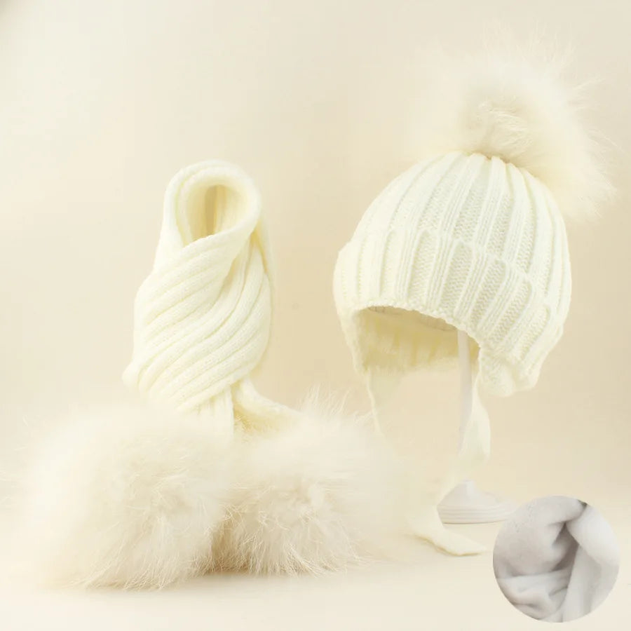 Raccoon Hat & Scarf Set White Single Pom Set
