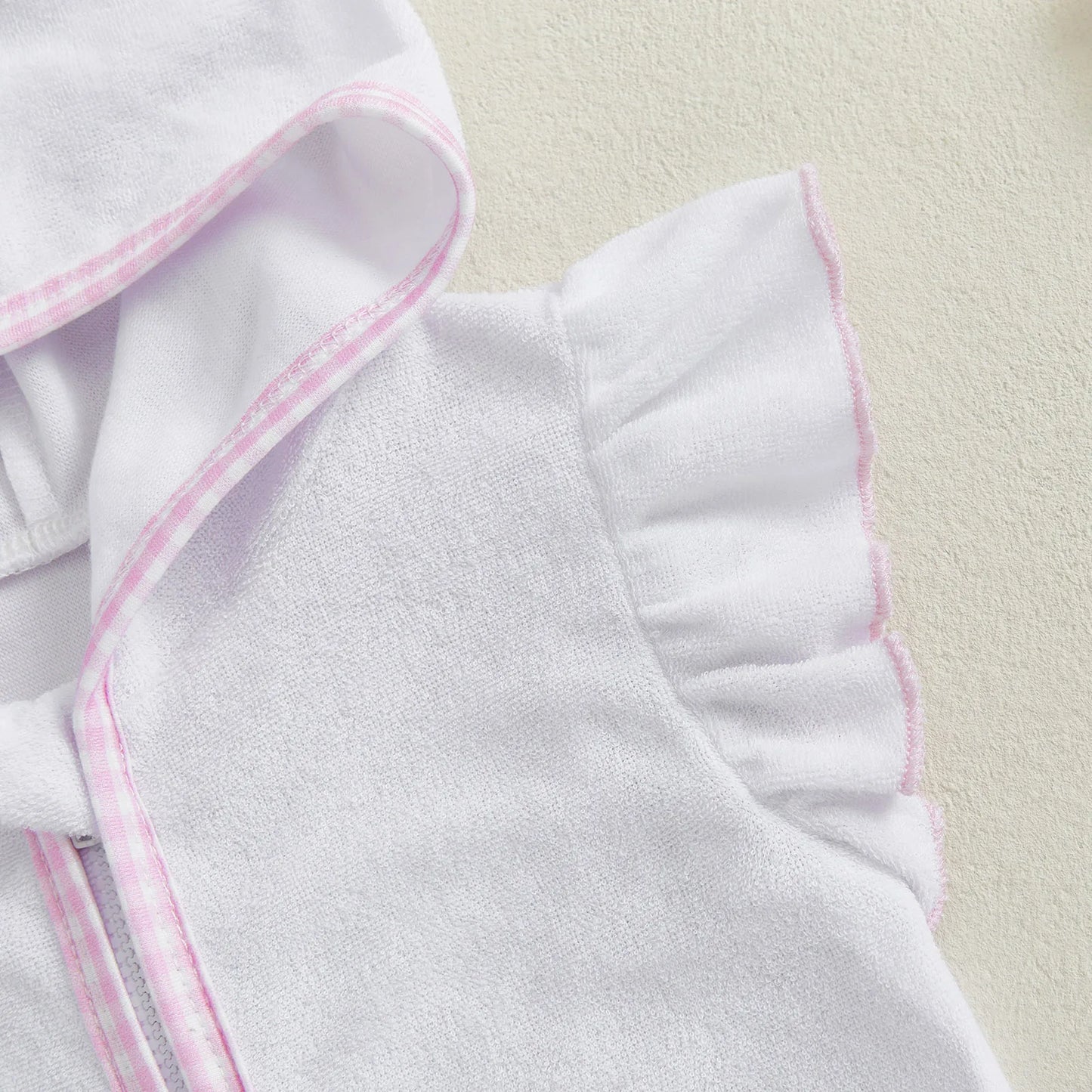 Girls’ Summer Beach Pink Clothes Set – Short Sleeve Hood Top & Ruffled Plaid Shorts (1–5 Years) *Preorder