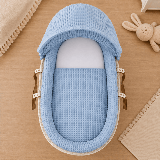 Light blue waffle-knit moses basket bedding set cover with hood and ties