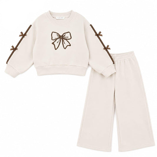 Cream bow applique jogging set with crewneck sweatshirt and wide-leg pants